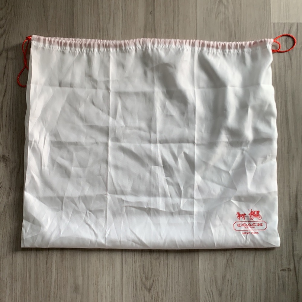 Coach Purse - Picture 5 of 6